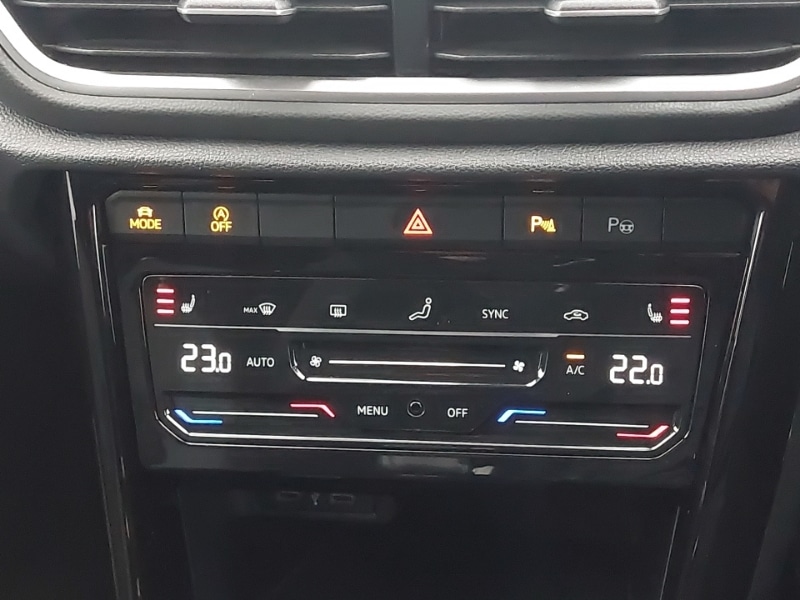 Used Volkswagen T-Roc 2022 for sale - 77338473: Photo 16