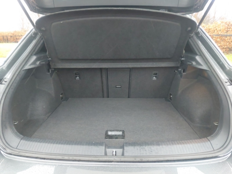 Used Volkswagen T-Roc 2022 for sale - 77338473: Photo 8