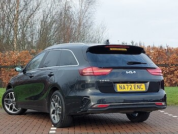 Used Kia Ceed 2022 for sale - 76951831: Photo