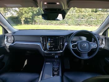 Used Volvo V60 2018 for sale - 79723774: Photo