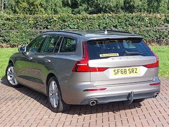 Used Volvo V60 2018 for sale - 79723774: Photo