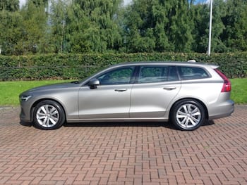 Used Volvo V60 2018 for sale - 79723774: Photo