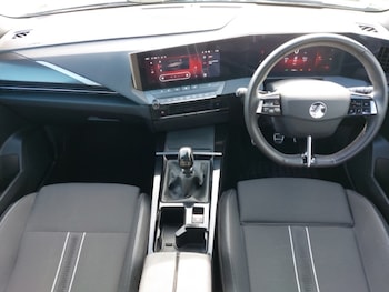 Used Vauxhall Astra 2024 for sale - 75491602: Photo