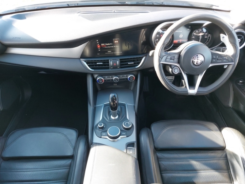 Used Alfa Romeo Giulia 2018 for sale - 78033347: Photo 2