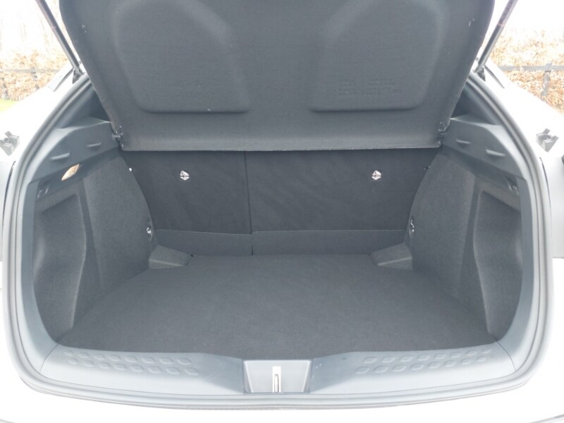 Used Toyota C-HR 2023 for sale - 78156089: Photo 8