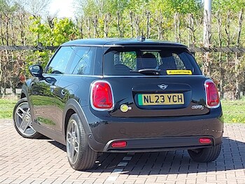 Used MINI Hatch 2023 for sale - 78440117: Photo