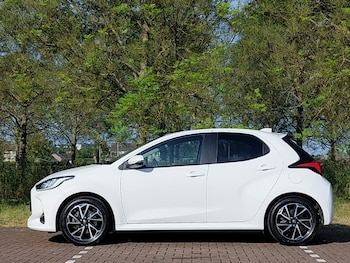 Used Toyota Yaris 2022 for sale - 79361041: Photo