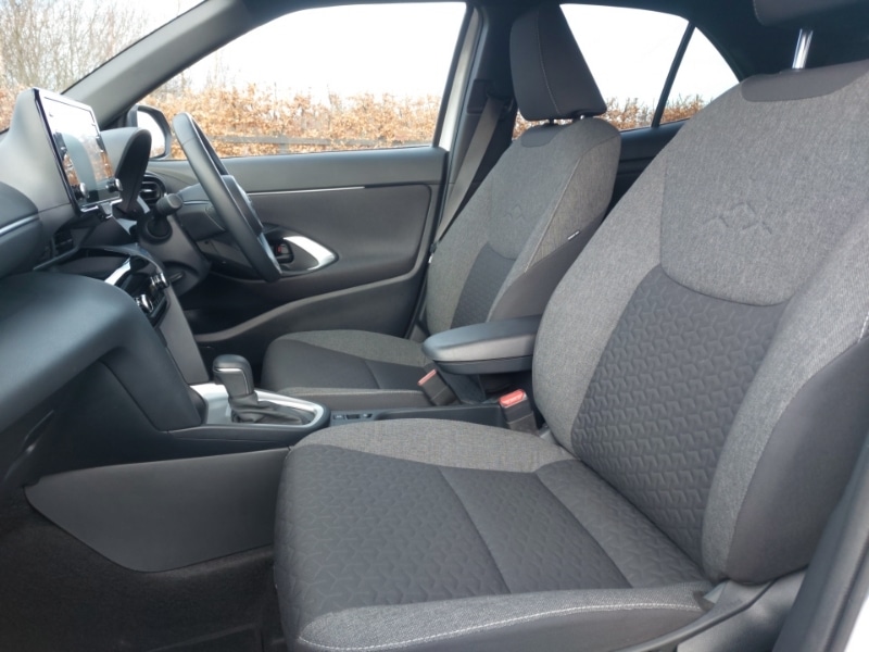 Used Toyota Yaris Cross 2022 for sale - 77272914: Photo 5