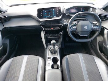 Used Peugeot 2008 2020 for sale - 78342358: Photo