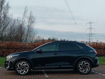 Used Kia XCeed 2023 for sale - 77028495: Photo