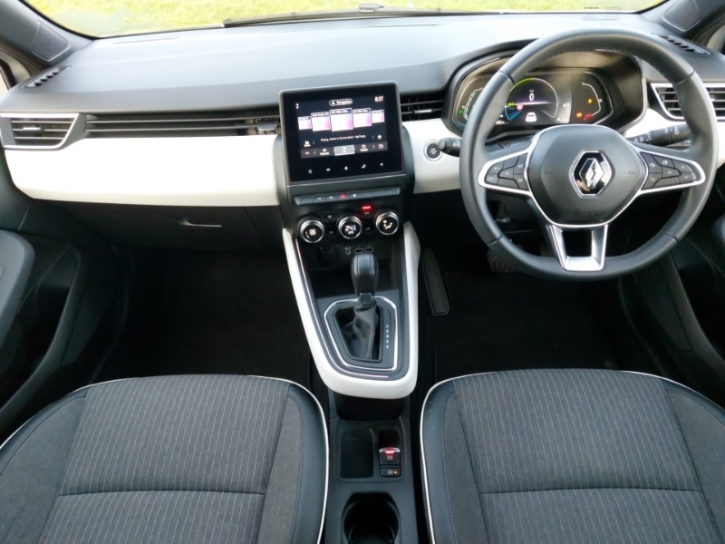 Used Renault Clio 2022 for sale - 77544075: Photo 2