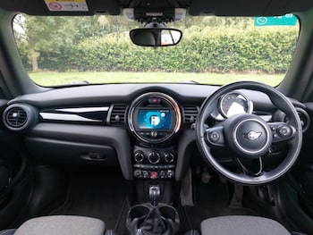 Used MINI Convertible 2018 for sale - 79529739: Photo