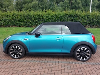 Used MINI Convertible 2018 for sale - 79529739: Photo
