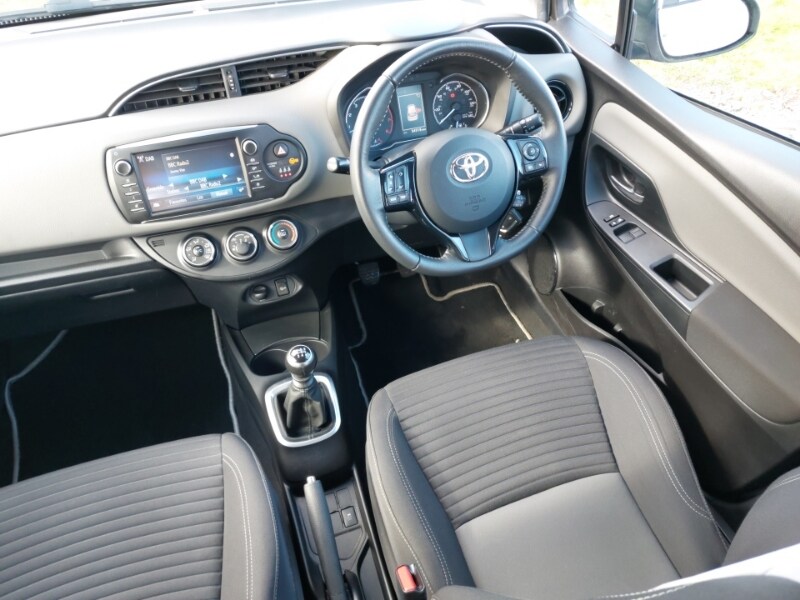 Used Toyota Yaris 2017 for sale - 78225080: Photo 10