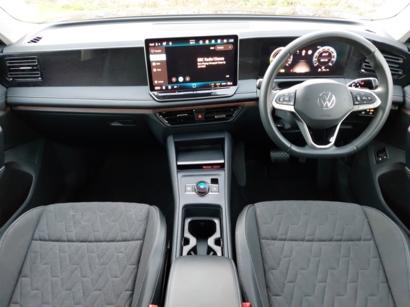 Used Volkswagen Tiguan 2024 for sale - 77173927: Photo 2