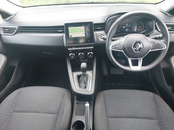 Used Renault Clio 2023 for sale - 78861114: Photo