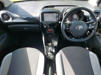 Used Toyota AYGO 2017 for sale - 78700305: Photo