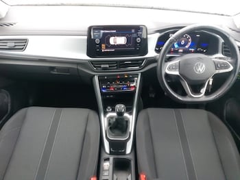 Used Volkswagen T-Roc 2022 for sale - 75695656: Photo