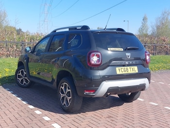Used Dacia Duster 2018 for sale - 78355497: Photo