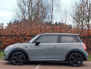 Used MINI Hatch 2019 for sale - 77395480: Photo