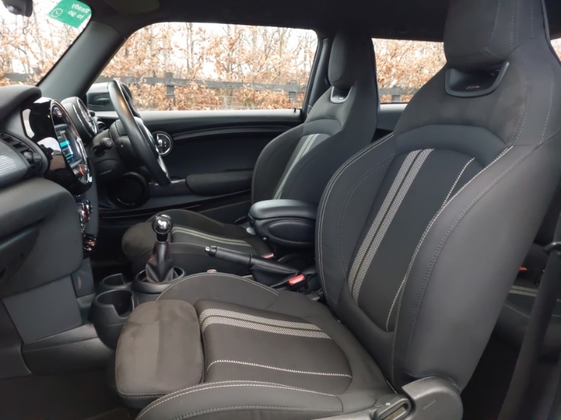 Used MINI Hatch 2019 for sale - 77395480: Photo 5