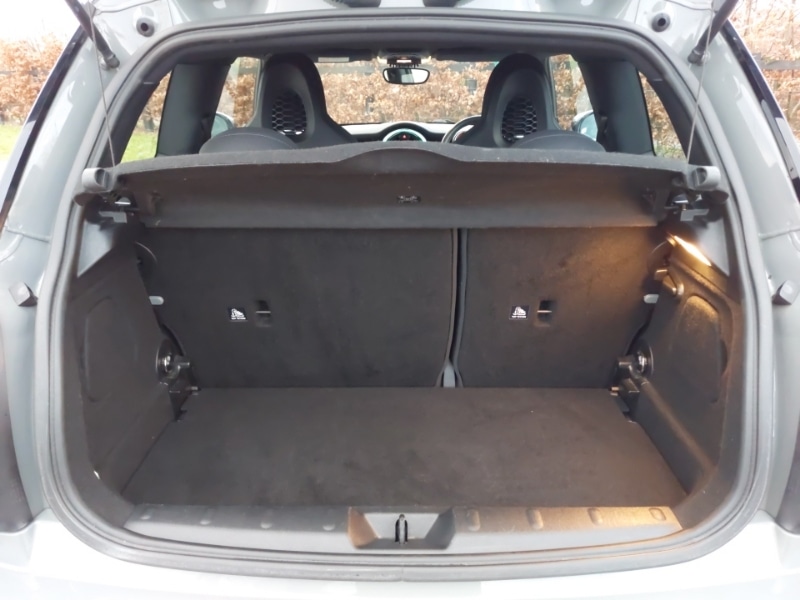 Used MINI Hatch 2019 for sale - 77395480: Photo 8