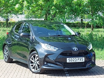 Used Toyota Yaris 2023 for sale - 78827381: Photo