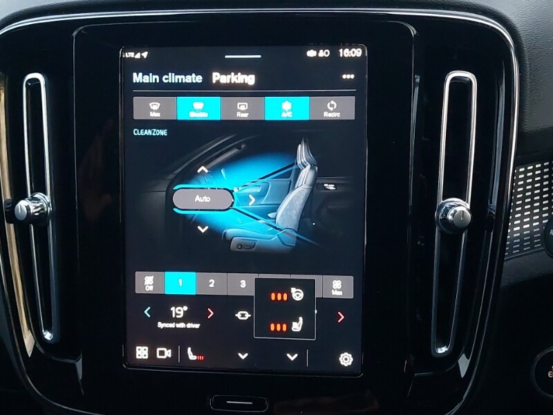 Used Volvo XC40 2024 for sale - 76471508: Photo 15