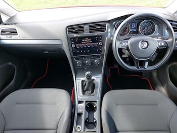 Used Volkswagen Golf 2018 for sale - 78653796: Photo