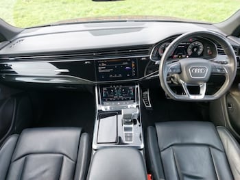 Used Audi Q7 2021 for sale - 76566866: Photo