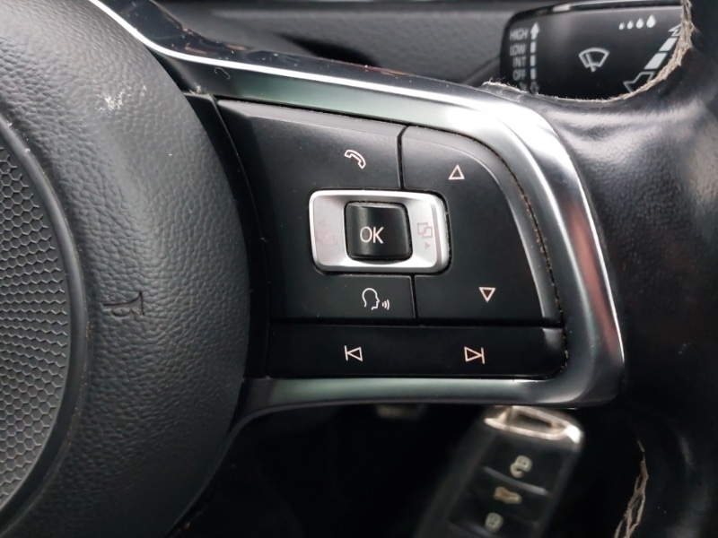 Used Volkswagen Golf 2018 for sale - 77299712: Photo 12