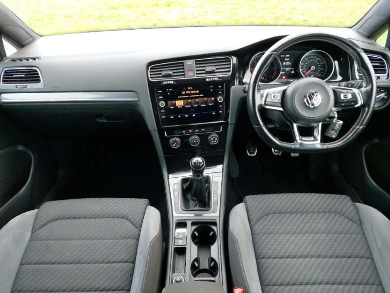 Used Volkswagen Golf 2018 for sale - 77299712: Photo 2