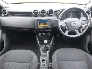 Used Dacia Duster 2019 for sale - 78827438: Photo