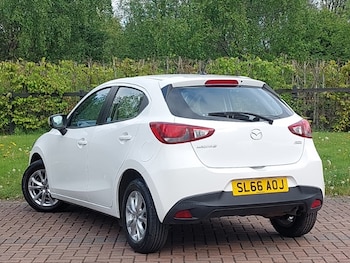 Used Mazda Mazda2 2016 for sale - 78511335: Photo