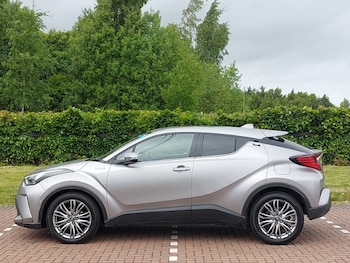 Used Toyota C-HR 2022 for sale - 79425188: Photo