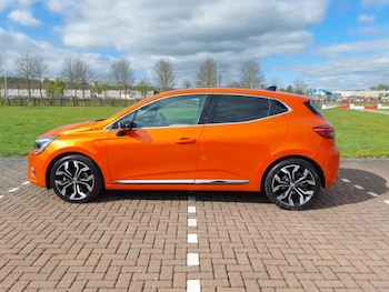 Used Renault Clio 2023 for sale - 78312181: Photo