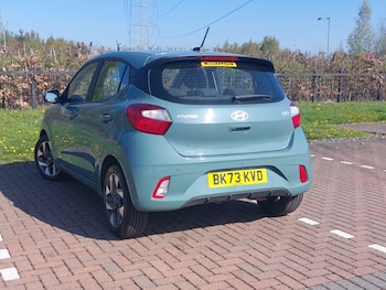 Used Hyundai i10 2023 for sale - 78327630: Photo