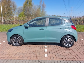 Used Hyundai i10 2023 for sale - 78327630: Photo