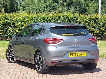 Used Renault Clio 2023 for sale - 79171225: Photo