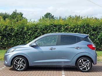Used Hyundai i10 2024 for sale - 79356730: Photo