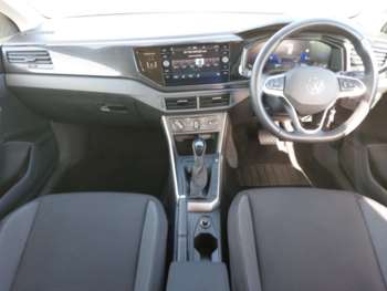 Used Volkswagen Polo 2024 for sale - 74140419: Photo