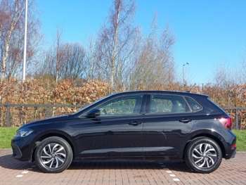 Used Volkswagen Polo 2024 for sale - 74140419: Photo