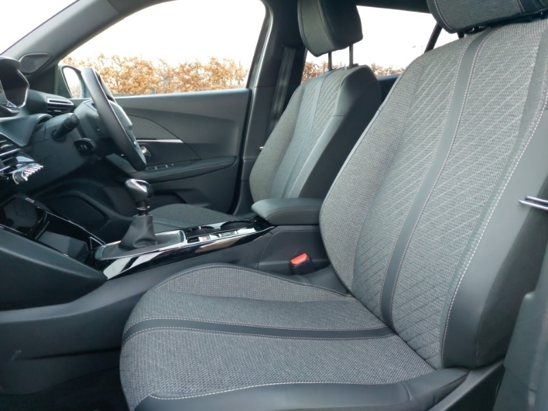 Used Peugeot 2008 2024 for sale - 76860560: Photo 5