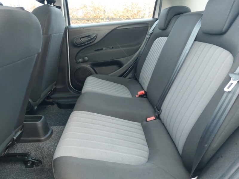 Used Fiat Punto 2017 for sale - 77881784: Photo 6