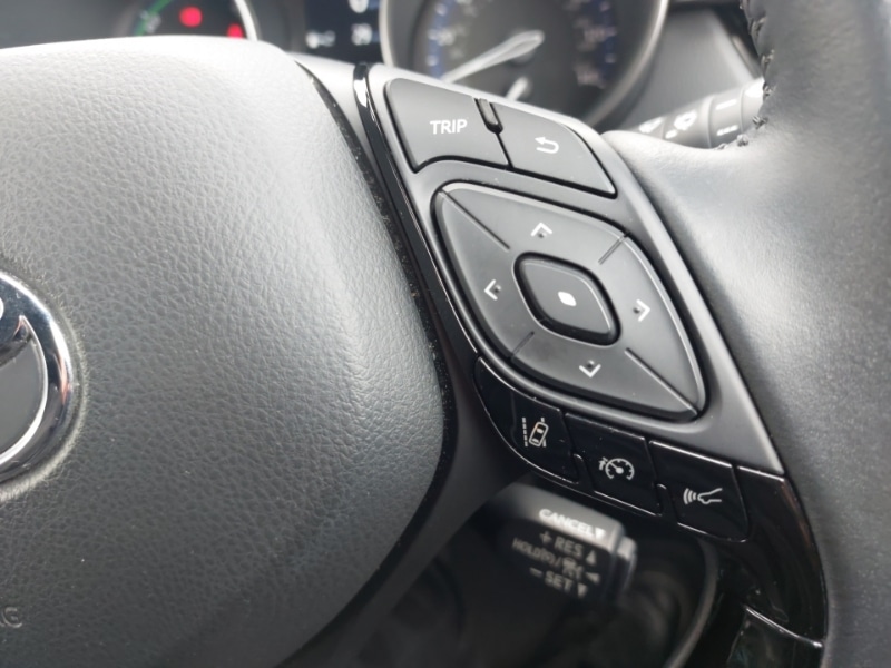 Used Toyota C-HR 2023 for sale - 78033303: Photo 12