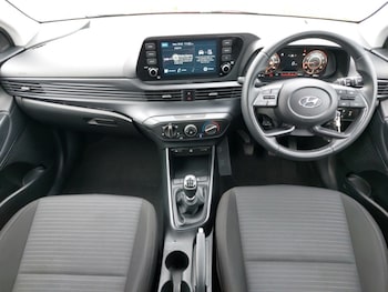 Used Hyundai i20 2022 for sale - 77847437: Photo