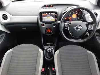 Used Toyota AYGO 2018 for sale - 77366184: Photo