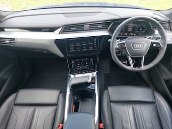 Used Audi Q8 2023 for sale - 78546264: Photo