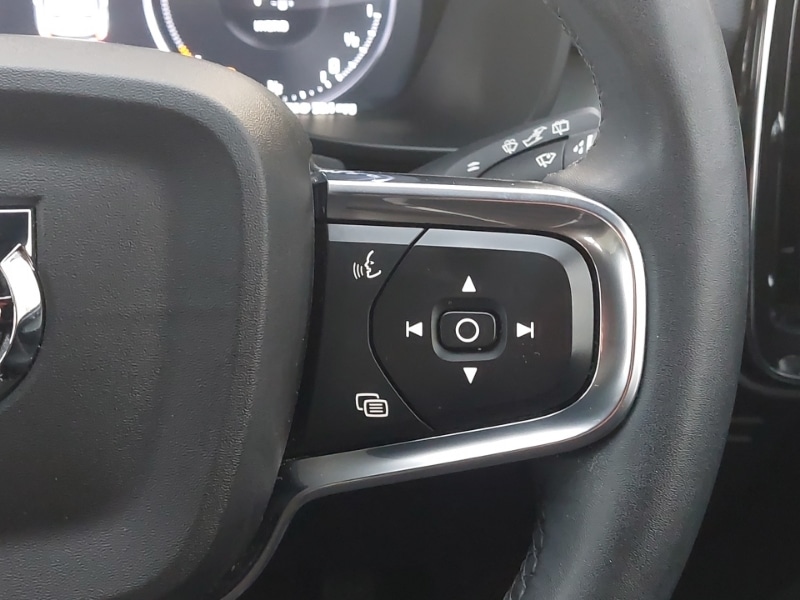 Used Volvo XC40 2022 for sale - 76763643: Photo 12