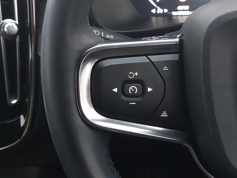 Used Volvo XC40 2022 for sale - 76763643: Photo 13